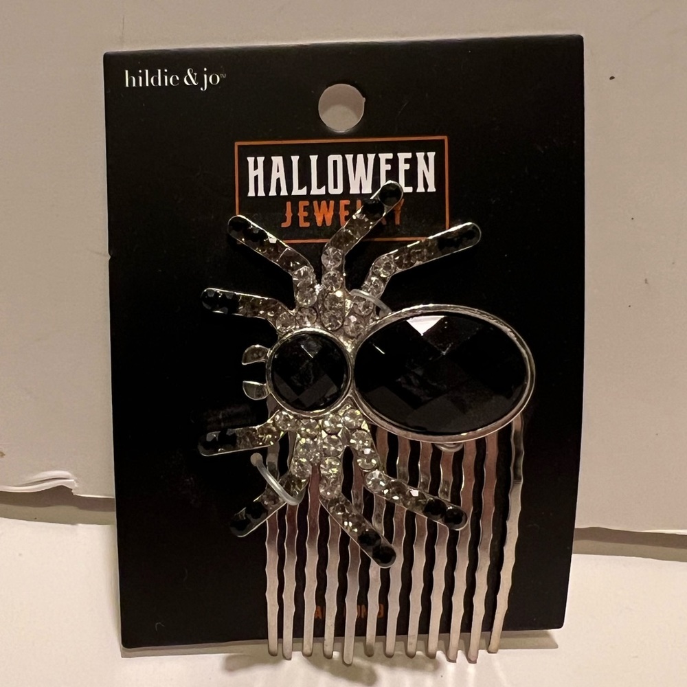 NWT HILDIE & JO HALLOWEEN SPIDER HAIR COMB.